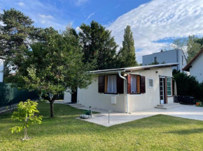 Garden Bungalow Danube